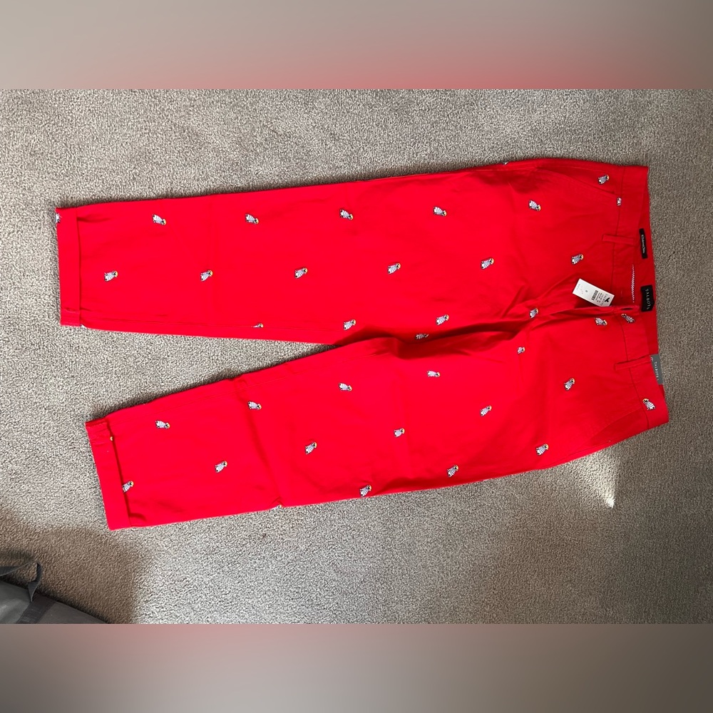 Red capris, good quality fabric, little pugs stitched in